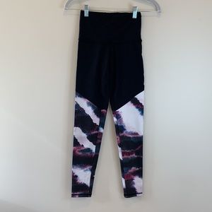 STRUT THIS‎ Space Pattern Leggings